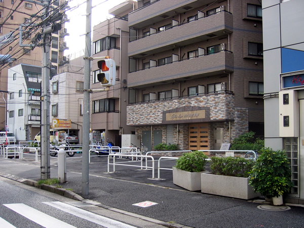 ガラステージ市ヶ谷壱番館