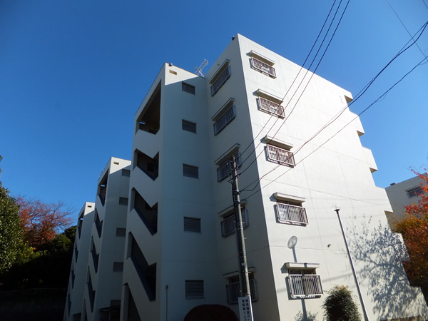 生田住宅2号棟