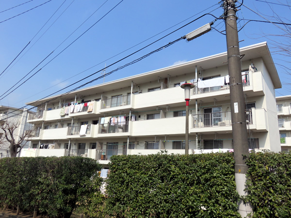 田園青葉台住宅13号棟