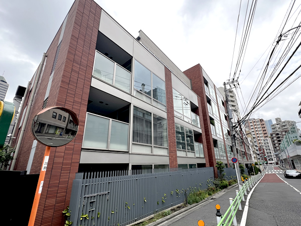 プレミスト赤坂檜町公園