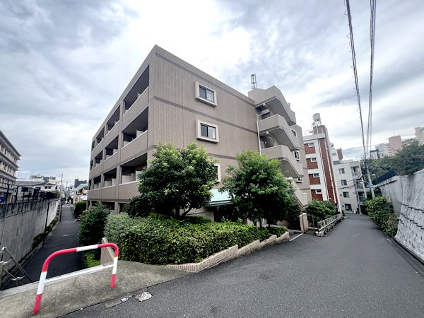 グランハイツ東新宿